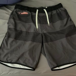 Vuori banks shorts LG